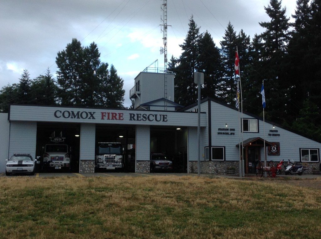 Weekend car accident in Comox