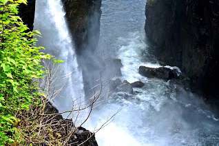 BC Hydro begins spill down Elk Falls Canyon