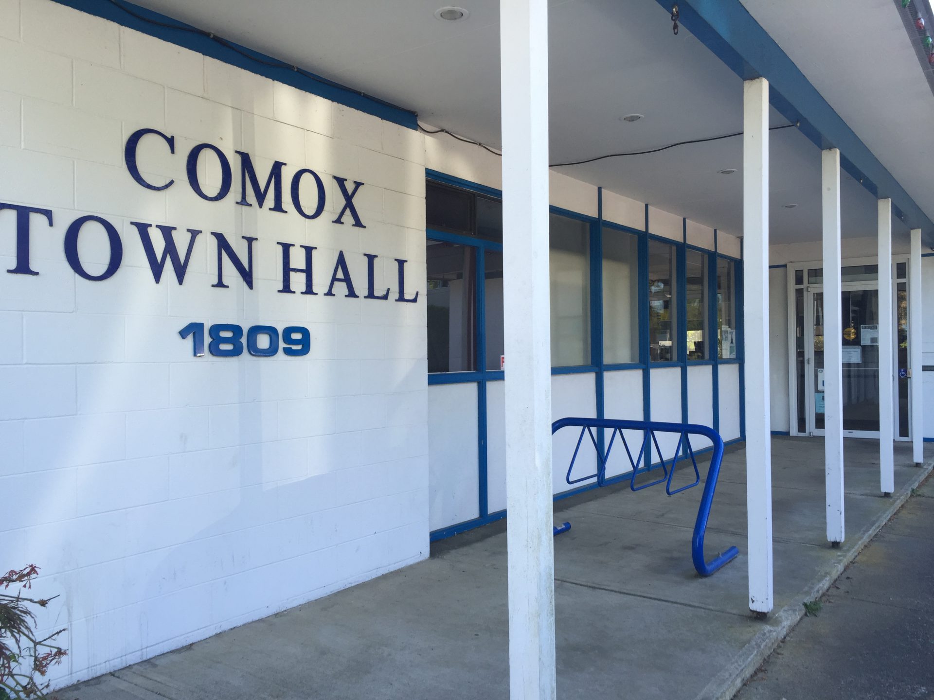 Former Comox mayor passes away