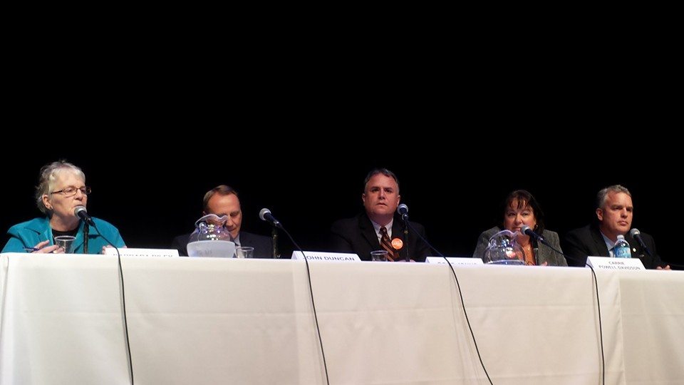 Candidates meet at public forum in Courtenay