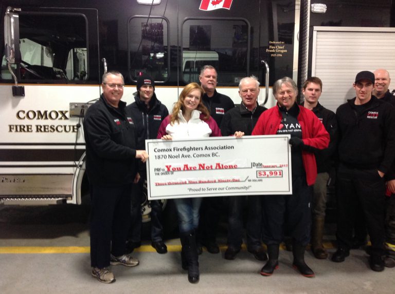 Comox Fire donates to YANA