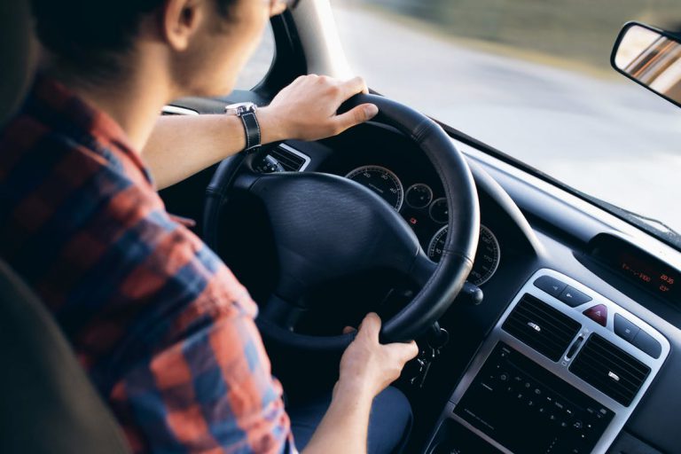 Road Safety Tips for New Teen Drivers