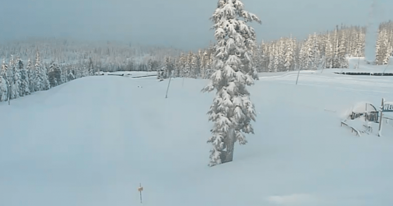 Mount Washington closed due to weather conditions