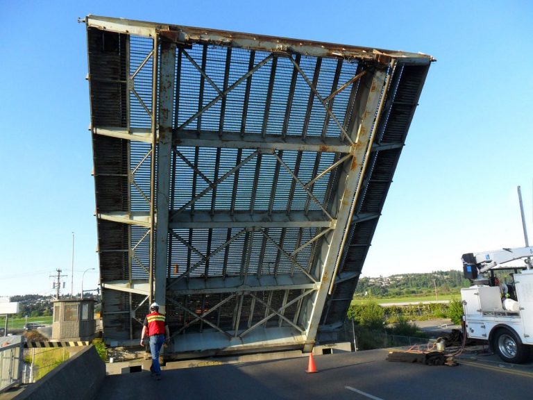 17th Street Bridge opening Monday afternoon