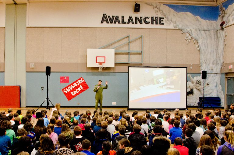 Comox-born CF-18 demo pilot visits former schools