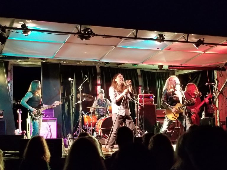 Rocks for Kids concert draws large crowd in Comox