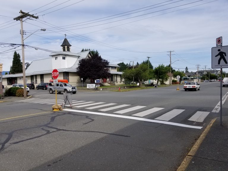 New stop signs installed in Courtenay