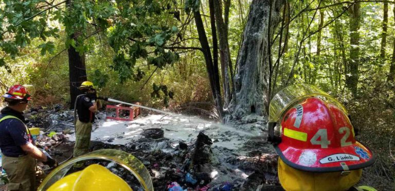 Courtenay fire department extinguishes homeless camp fire