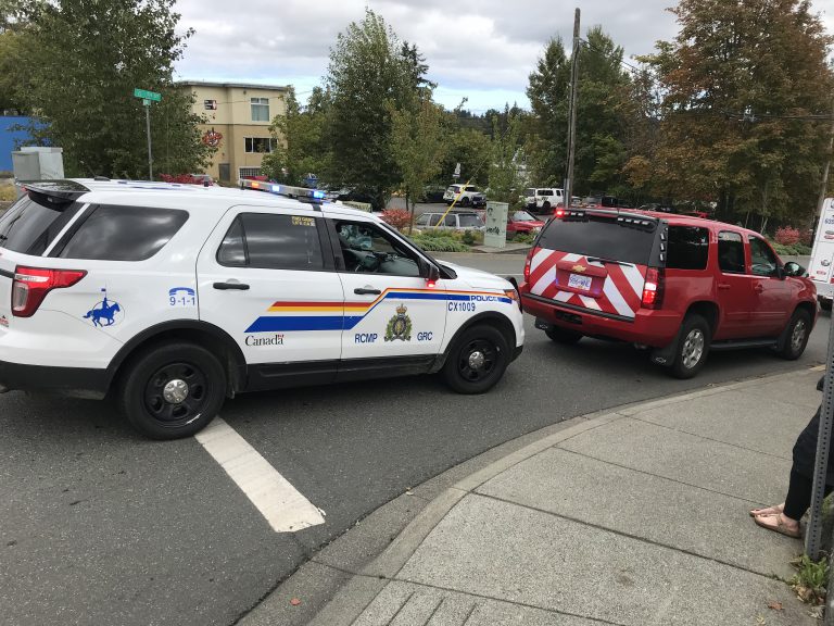 Pedestrian struck at Cliffe and 6th in downtown Courtenay