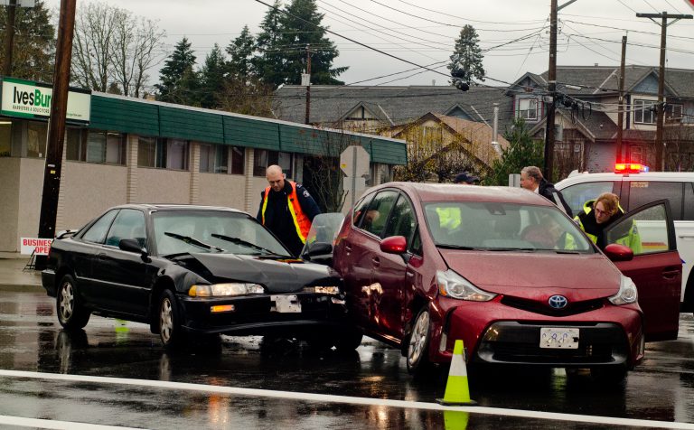 No injuries after collision at 5th Street and Fitzgerald Avenue