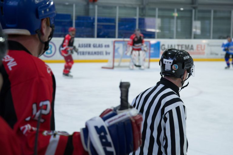 Comox Valley Sports Centre suspends physical activities 