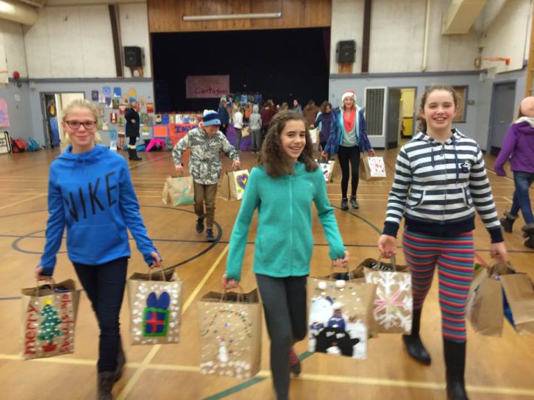 Puntledge Park Grade 7s set to deliver gifts to homeless across Vancouver Island
