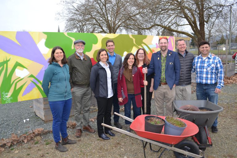 City of Courtenay and LUSH Valley partner for downtown garden