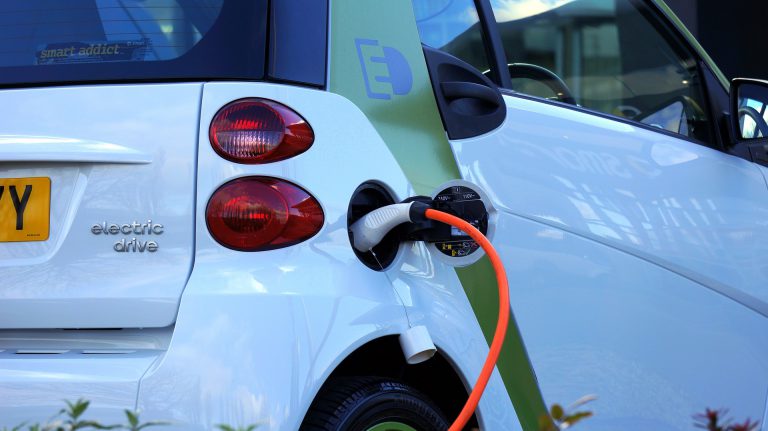 Province launches new rebates for EV charging stations