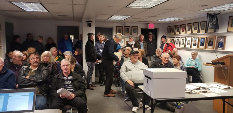 Courtenay residents raise concerns on new apartment complex