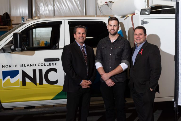 BC Hydro provides scholarships to NIC students