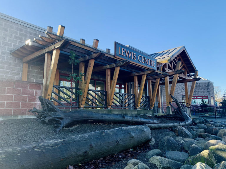 Easter Promenade comes to Courtenay Friday
