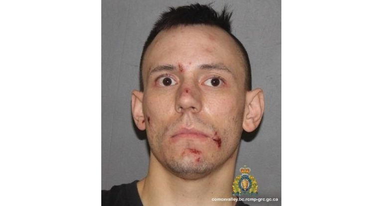 Search on for wanted 27-year-old: Comox Valley RCMP