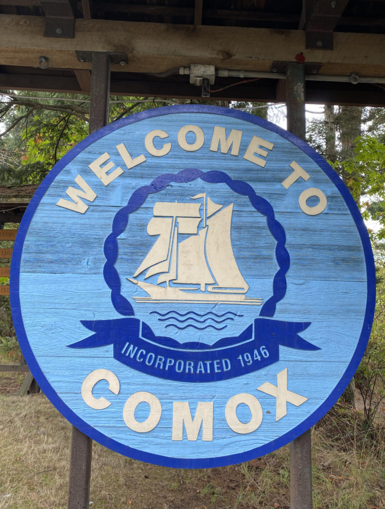 Town of Comox inaugural council sees mayor look forward to community collaboration