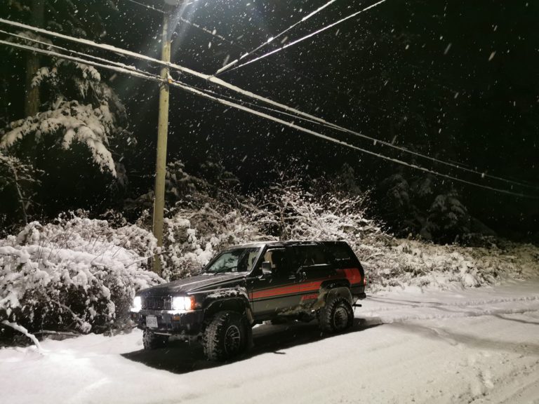4×4 to the rescue: Group ensures Island hospital staff make it to work amid heavy snow