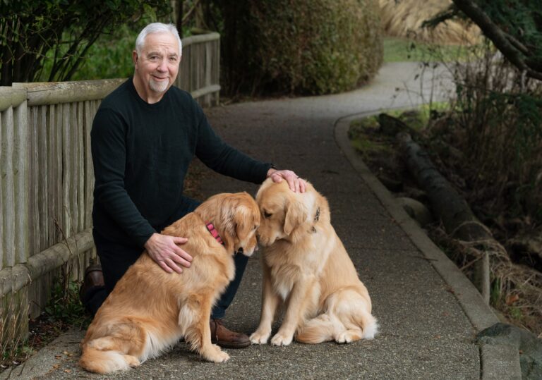 Comox fire chief receives lifetime achievement award