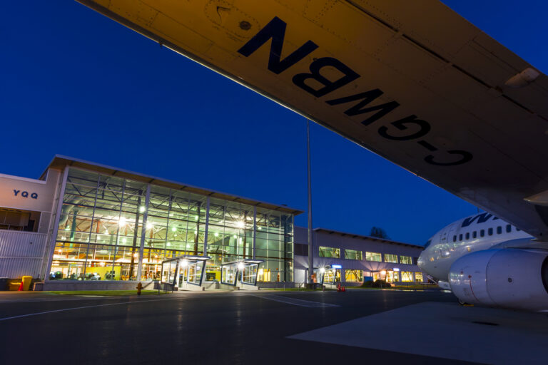 Comox airport sees flights return to Puerto Vallarta