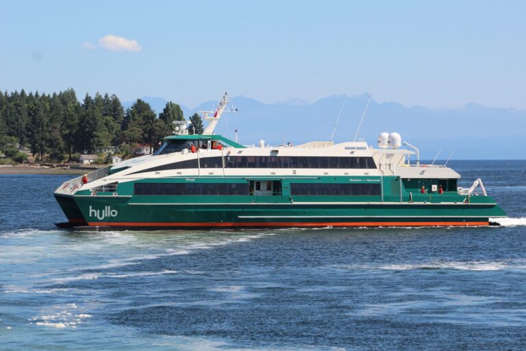 Hullo Ferries doubles service for the long weekend 