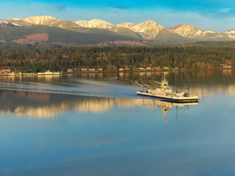 Baynes Sound Connector resumes service, anchor cable removed