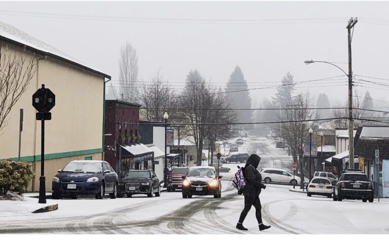 Potential for snowfall in East Island communities, Malahat this week