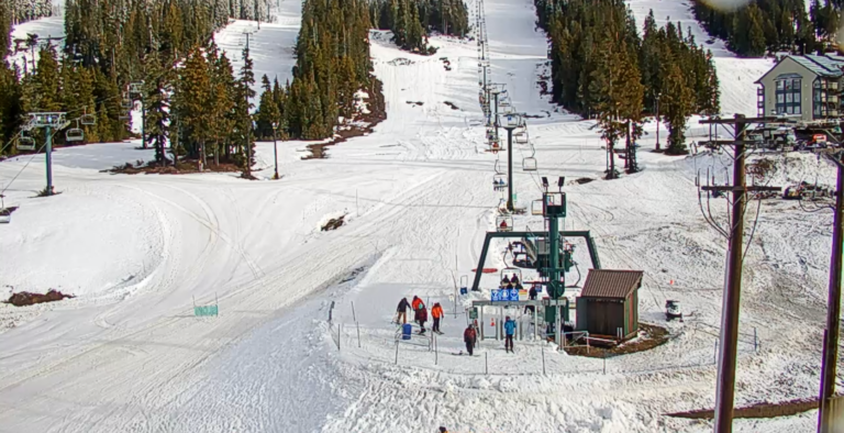 Mount Washington reopens with limited terrain