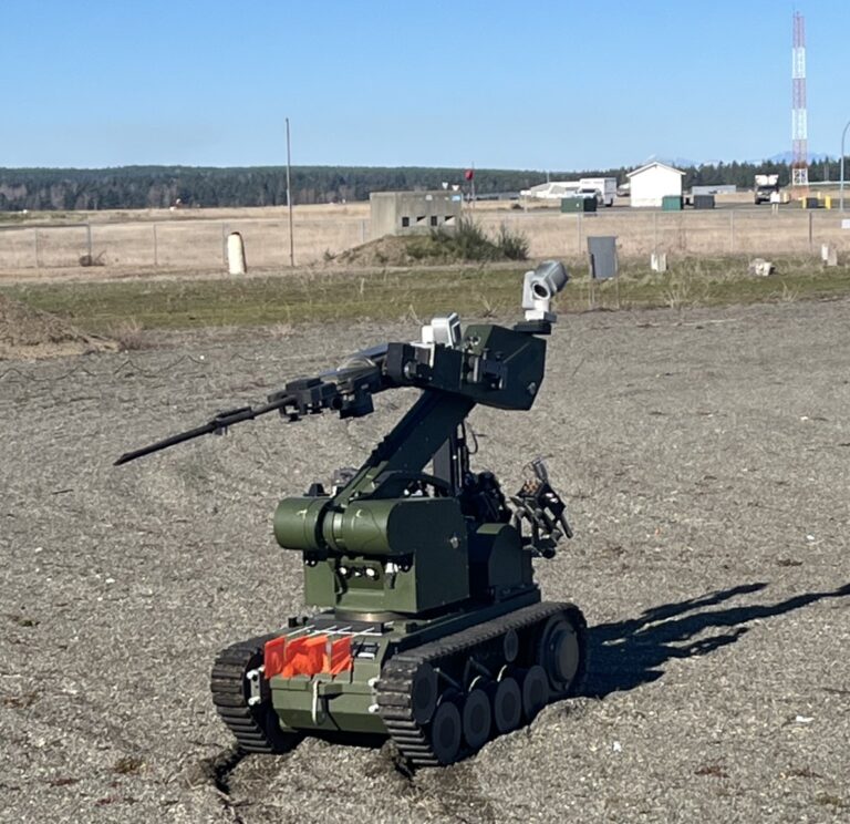 Canadian military training together for explosive devices at 19 Wing